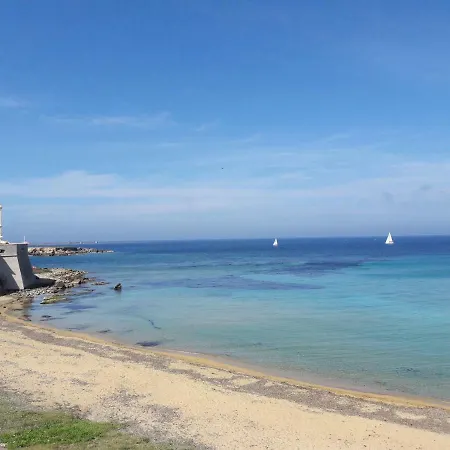 Window On The Sea 公寓